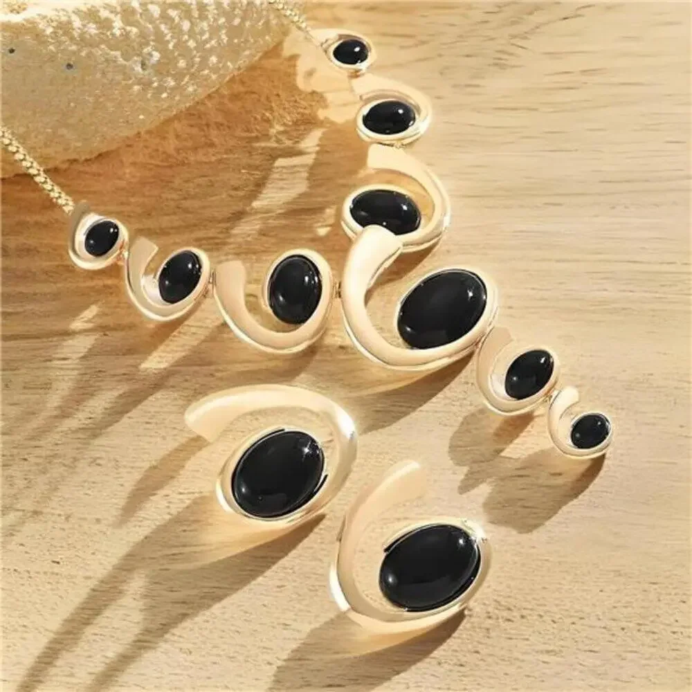 Golden Jewelry Set Kleo Black Boho Western Double Layered Chunky Vintage choker